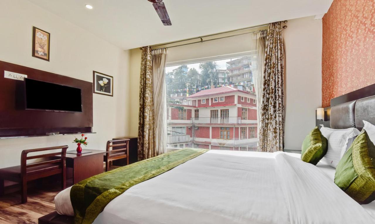 The Vaikunth Hotel Dharamshala Buitenkant foto