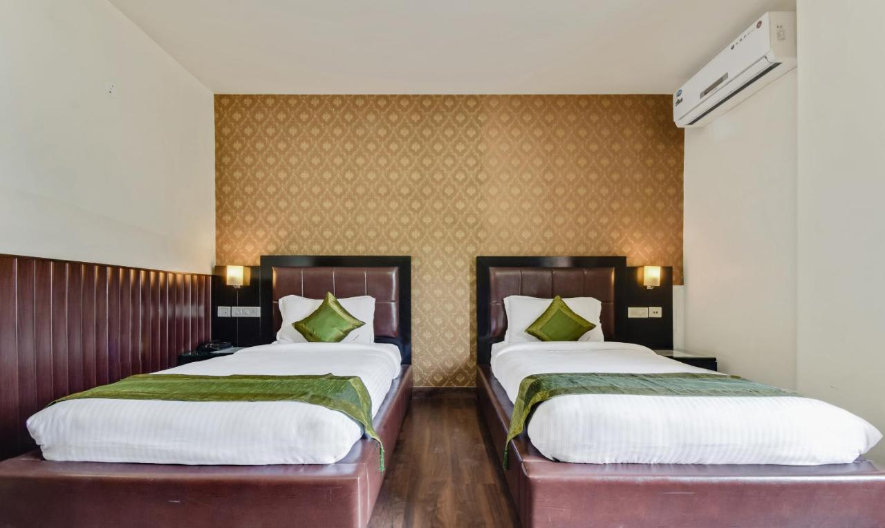 The Vaikunth Hotel Dharamshala Buitenkant foto